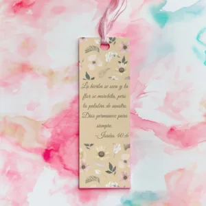 Separador de libros floral imprimible con el versículo Isaías 40:8 en español sobre un fondo en acuarela rosa.